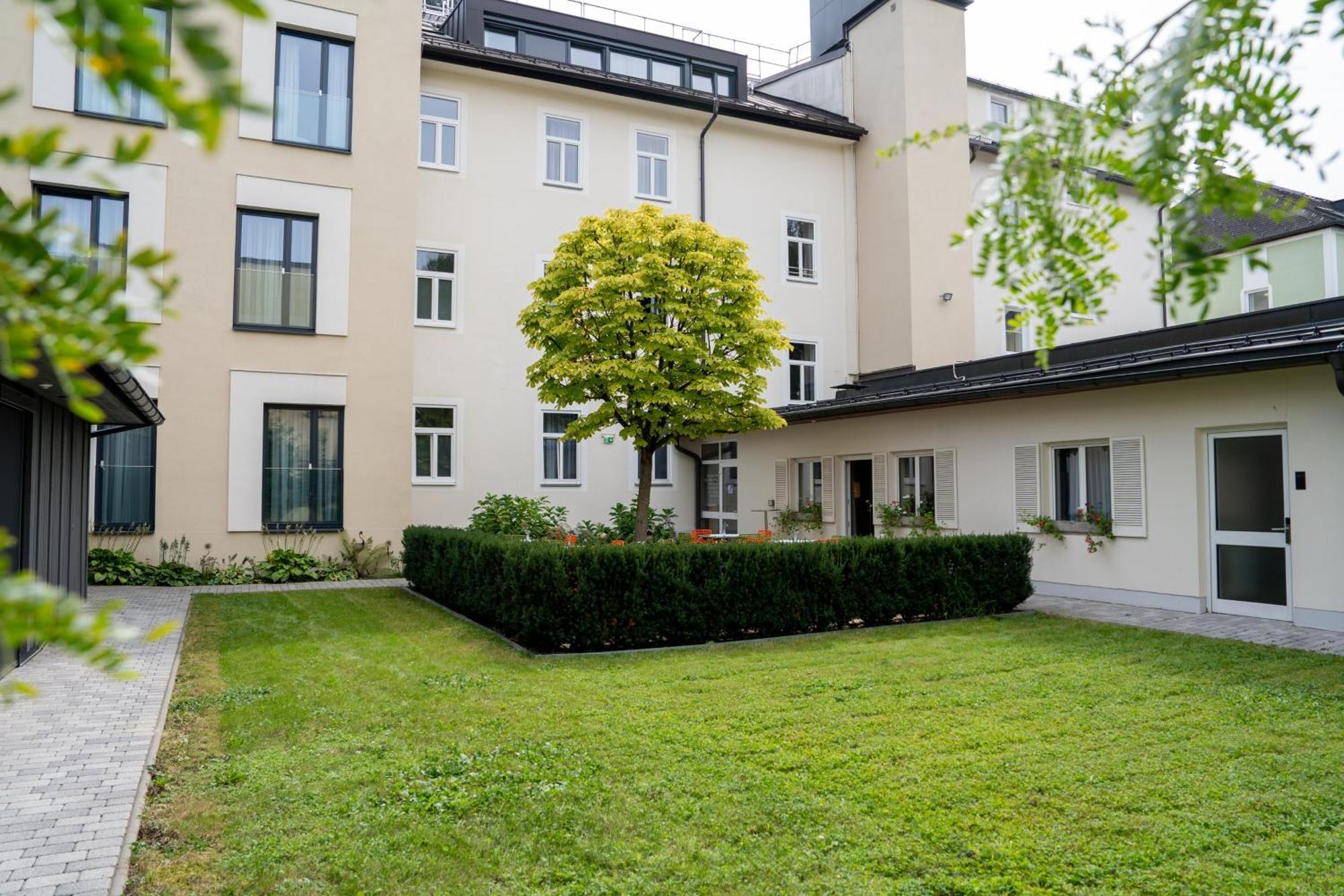 Das Jedermann Boutiquehotel Mit Stadtgarten Salzburg Exterior foto